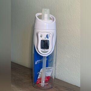 HydraCoach Intelligent Water Bottle